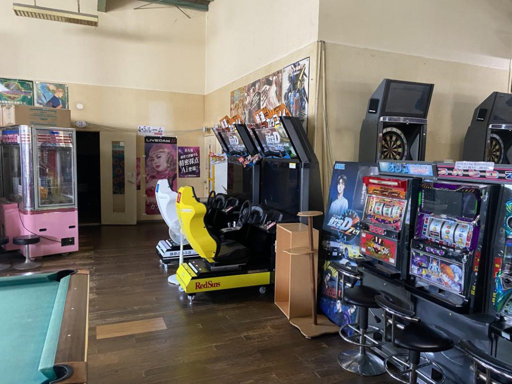 スーパーヒーロー倉吉店様に音ゲー設置！