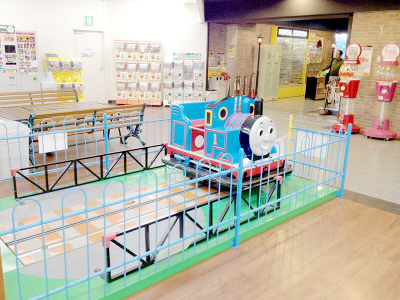 ショットバー・飲食店などジャンルは問いません。人の集まる所であれば一度是非弊社にご連絡ください。売り上げのないところから利益を生むためのご提案をさせていただきます。