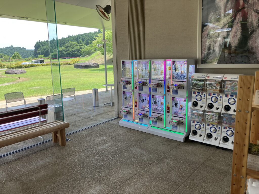 【天然温泉あきのの湯】お土産コーナーのスペースも活用！